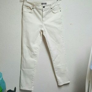 CHICO'S Women's Light Cream Cropped Straight Jeans